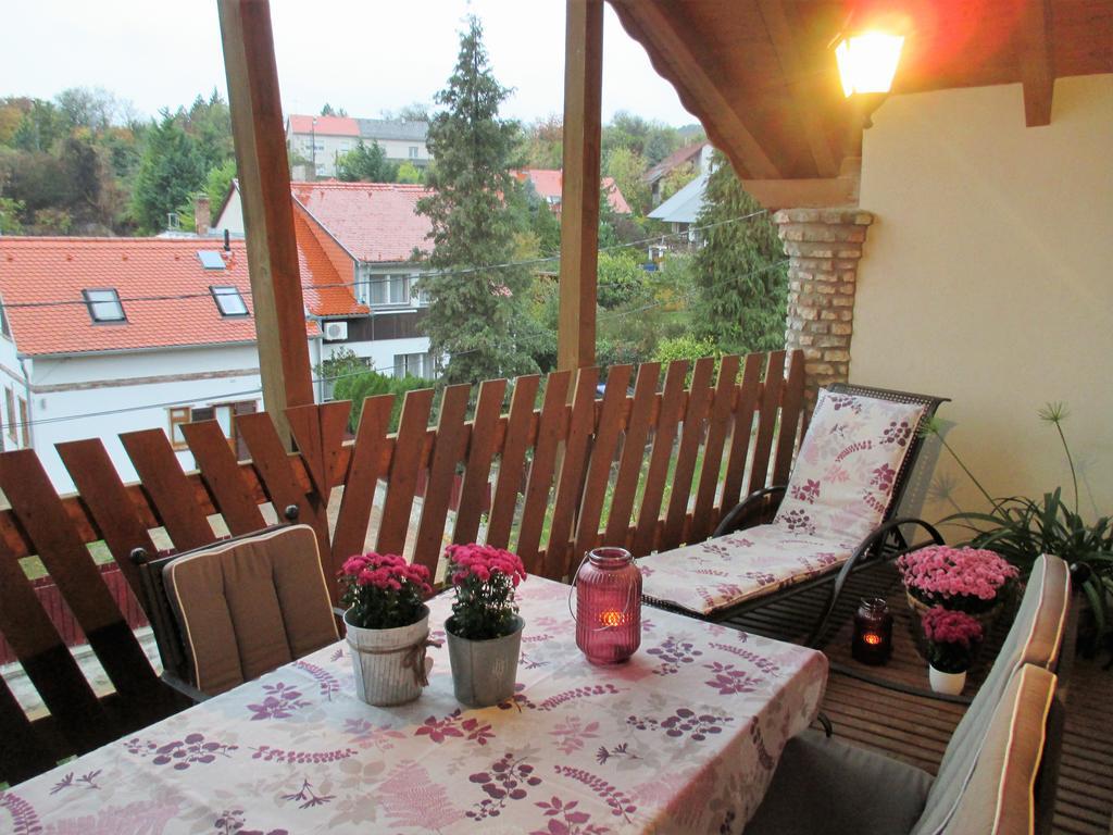 Mediterran Apartman Печ Екстериор снимка