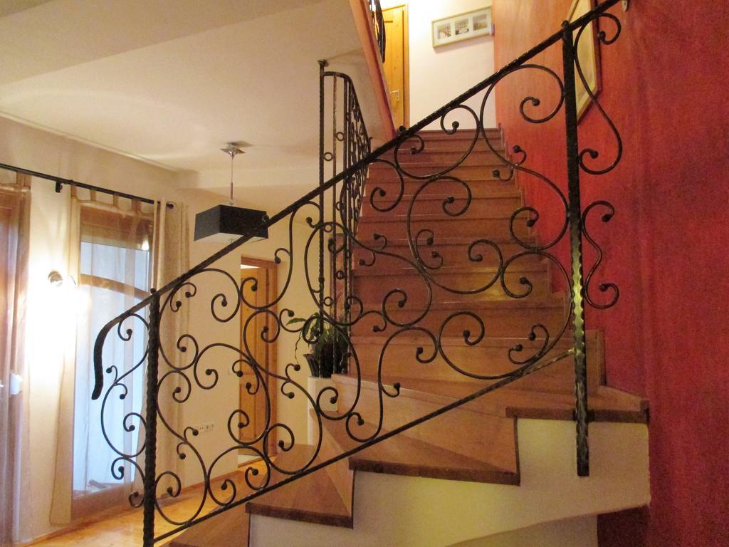 Mediterran Apartman Печ Екстериор снимка