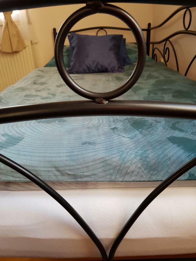 Mediterran Apartman Печ Екстериор снимка