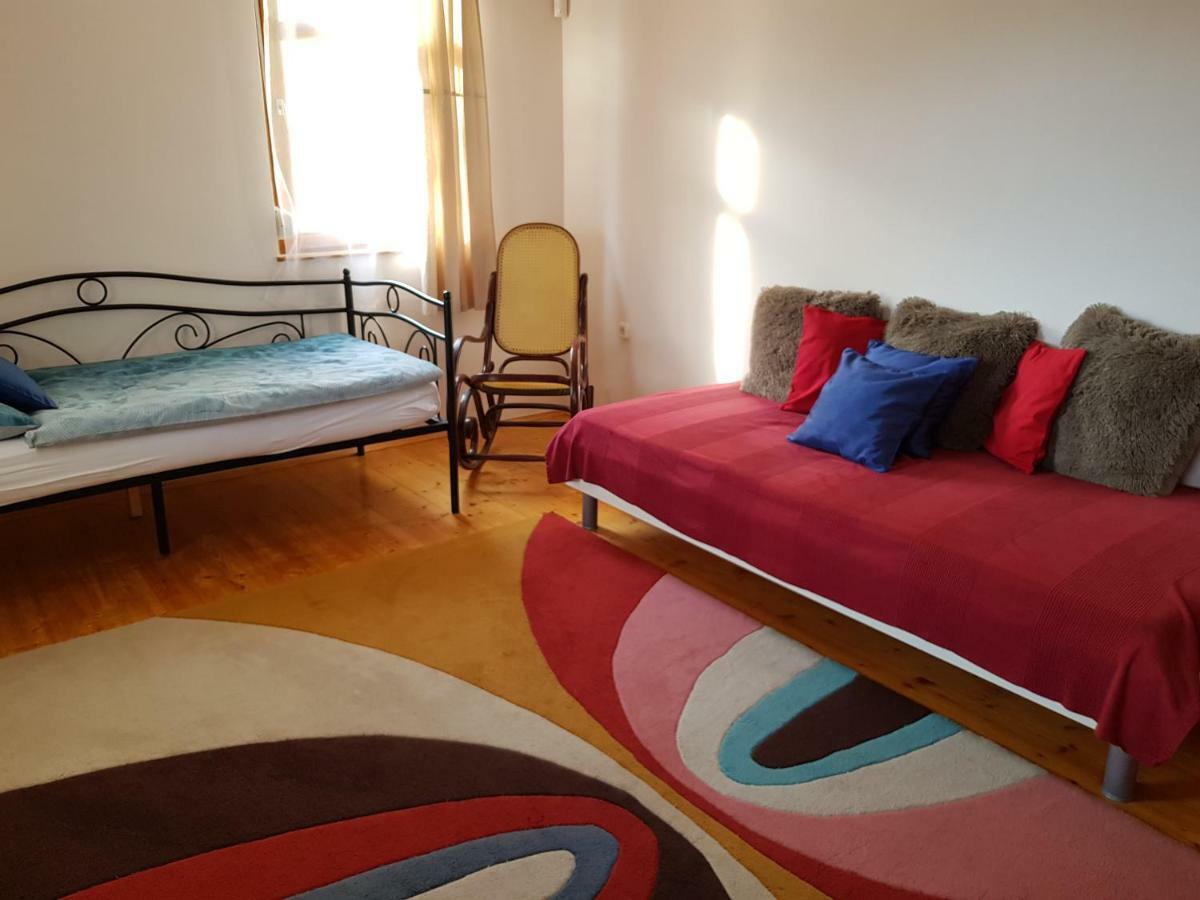 Mediterran Apartman Печ Екстериор снимка